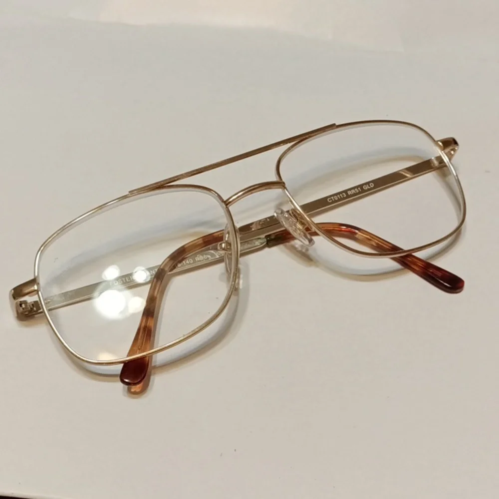 Foster Grant Aviator Style Magnifier Reading Glasses Frame Columbia storage case